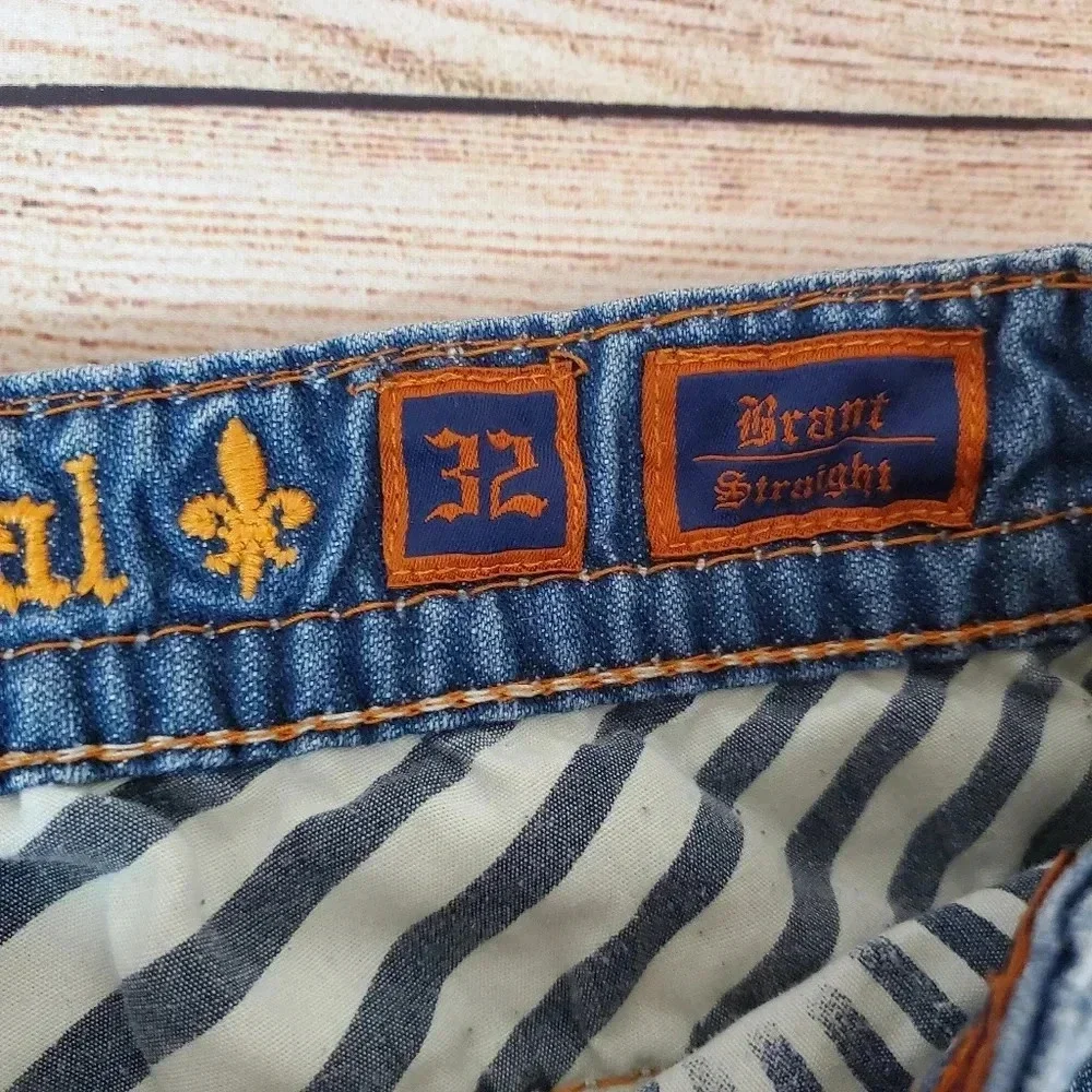 Rock Revival Men's 32x32 Brant Straight Leg Disterssed Jeans Buckle Exclusive